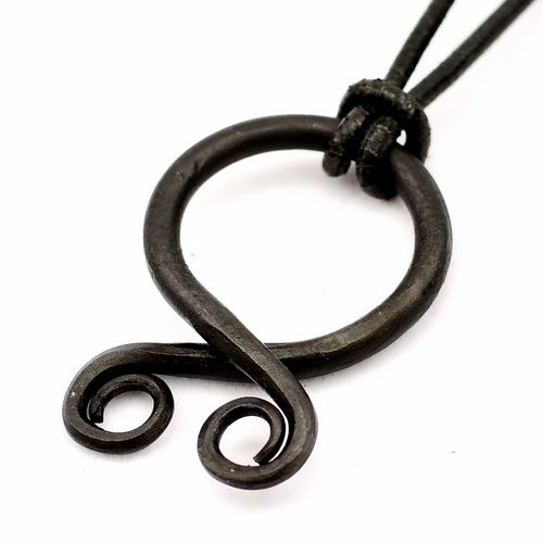 Troll cross, iron