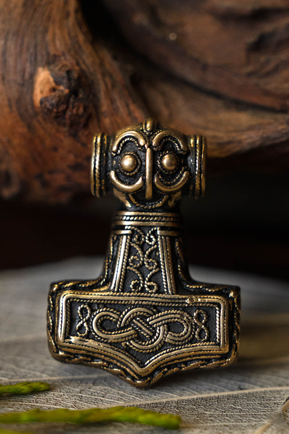 Viking Ödeshög Mjölnir with Knotwork, bronze