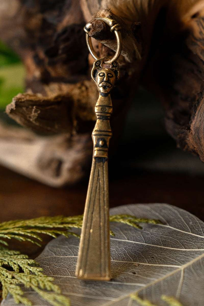 Viking tweezers Gotland, 8th-9th century, bronze