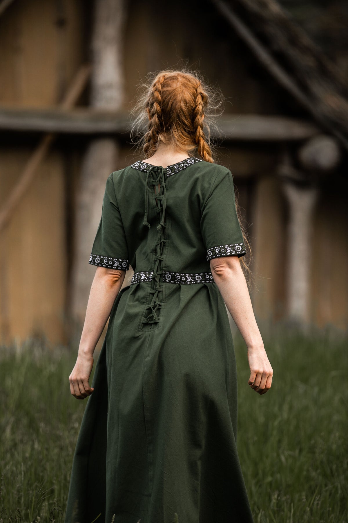 Medieval dress Ennlin, green