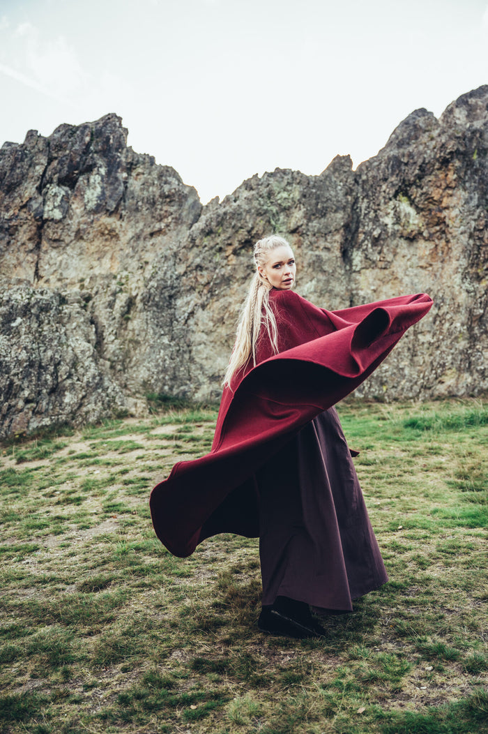 Medieval cloak Robin red, wool mix
