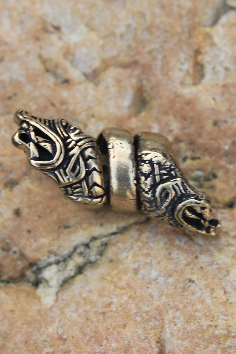 Wikiński koralik do brody Haithabu, brąz