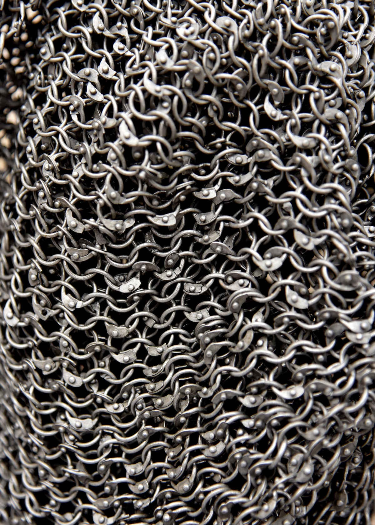 Chainmail coif with square neck, untreated, round rings riveted, 8 mm
