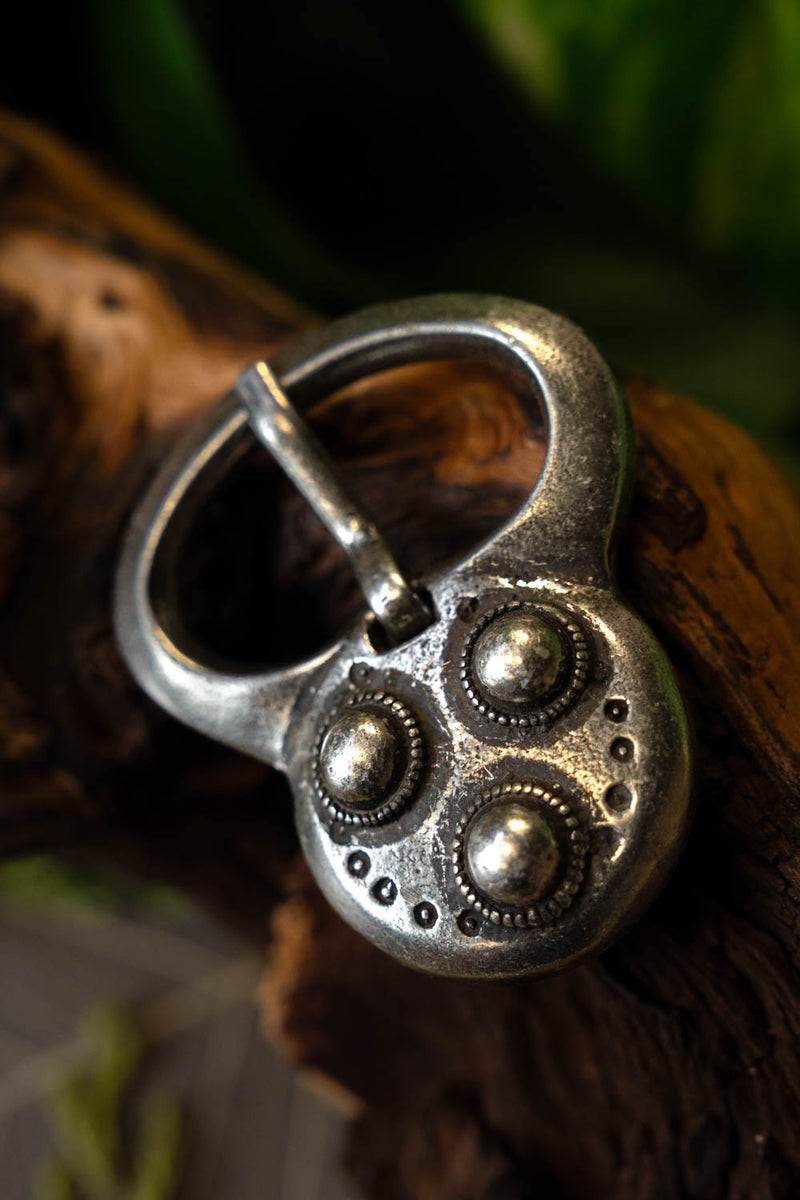 Boucle de ceinture alamane de Niederstotzingen, argentée