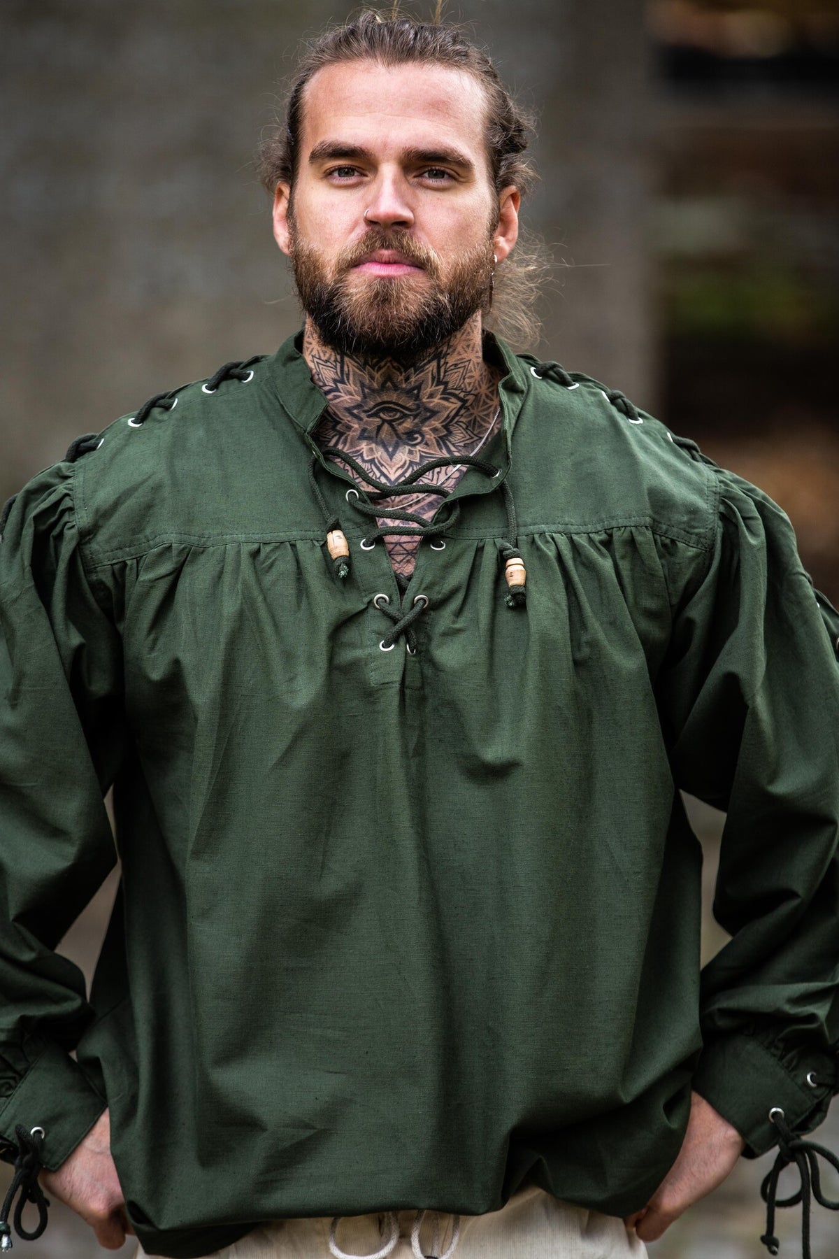 Pirate shirt with laces, green