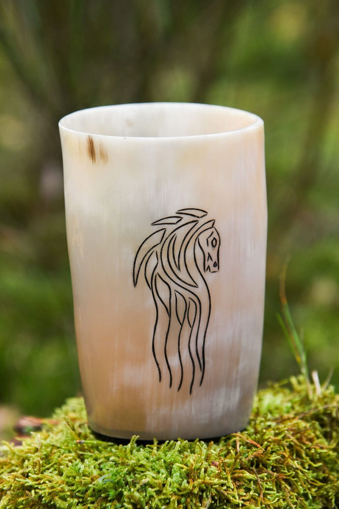 Horn drinking cup Epona, 100-200 ml