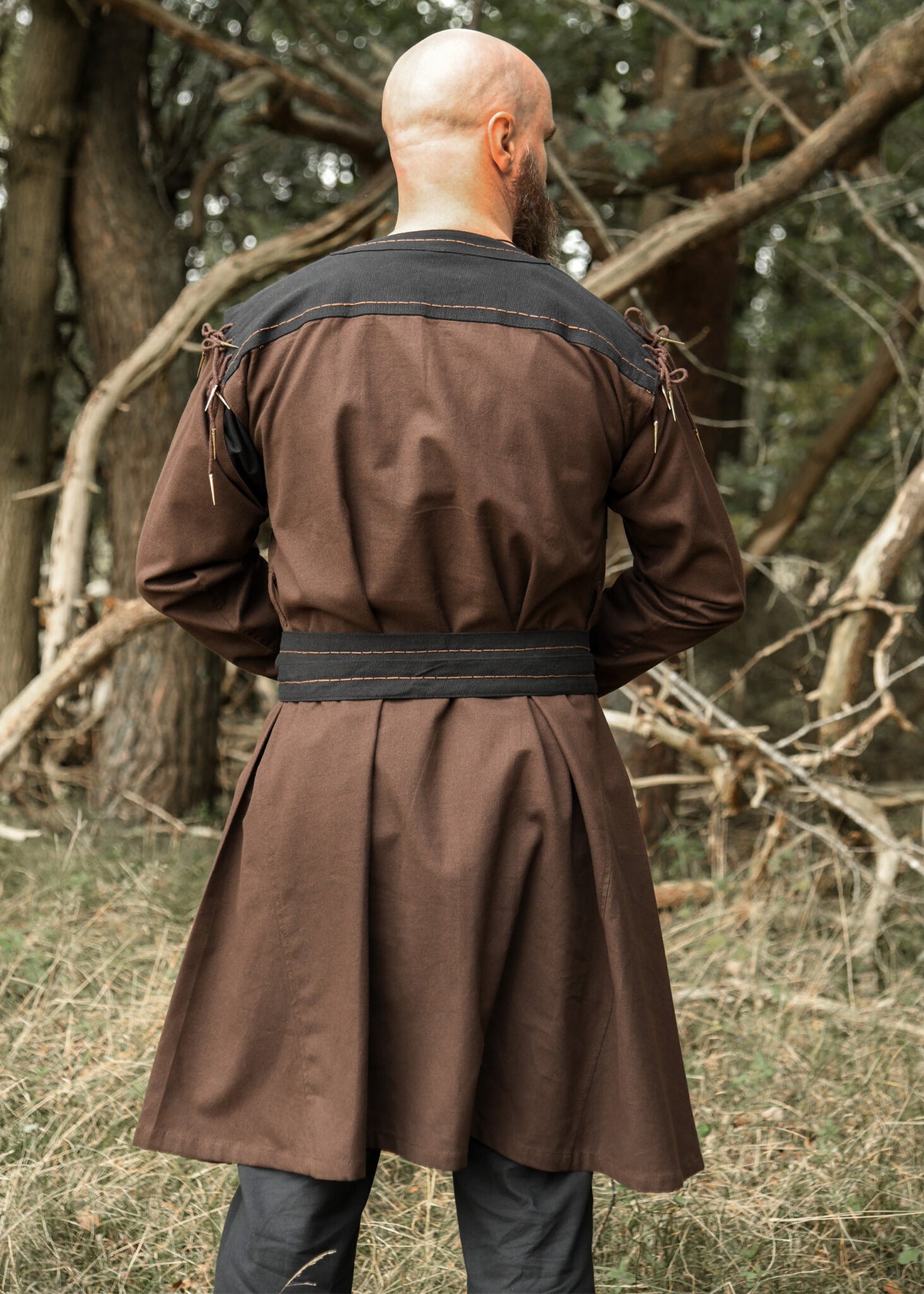 Medieval tunic Skjoldehamm, brown-black