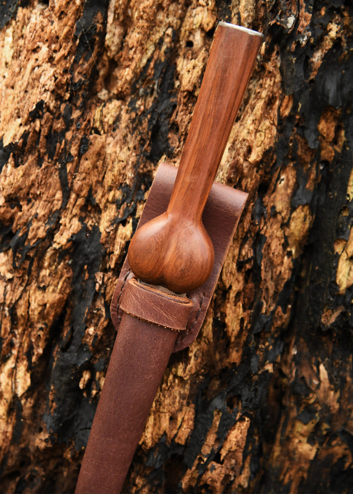 Bollock dagger, semi-sharp