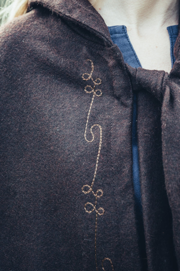 Embroidered cloak Damia, wool blend, brown