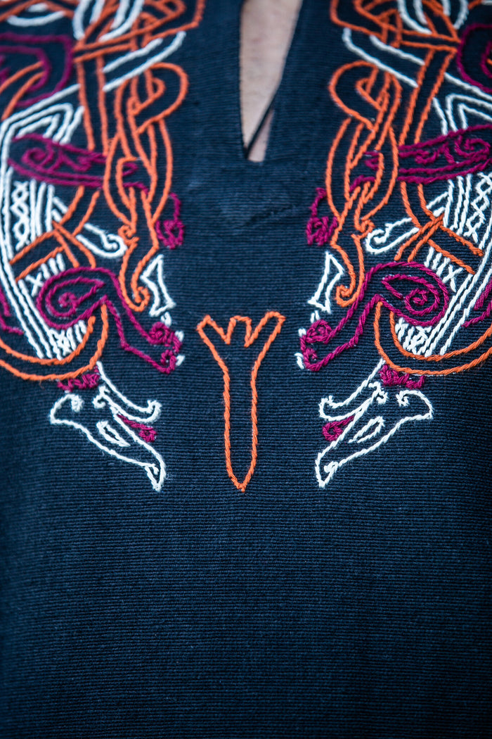 Tunic Viking jarl Hakon, black-red