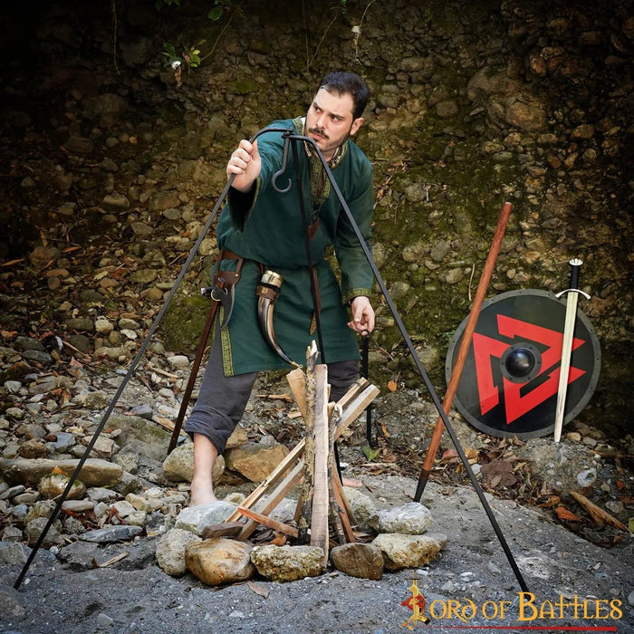 Medieval tripod 120 cm