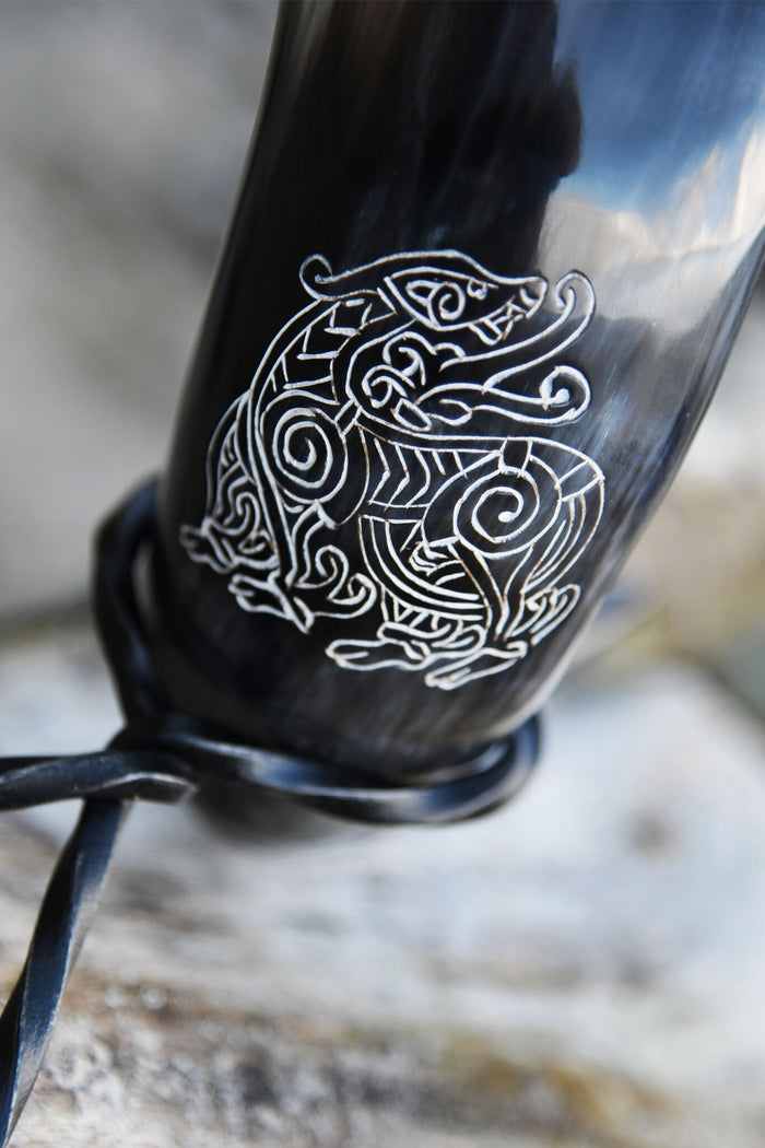 Drinking horn, dragon, 200-300 ml
