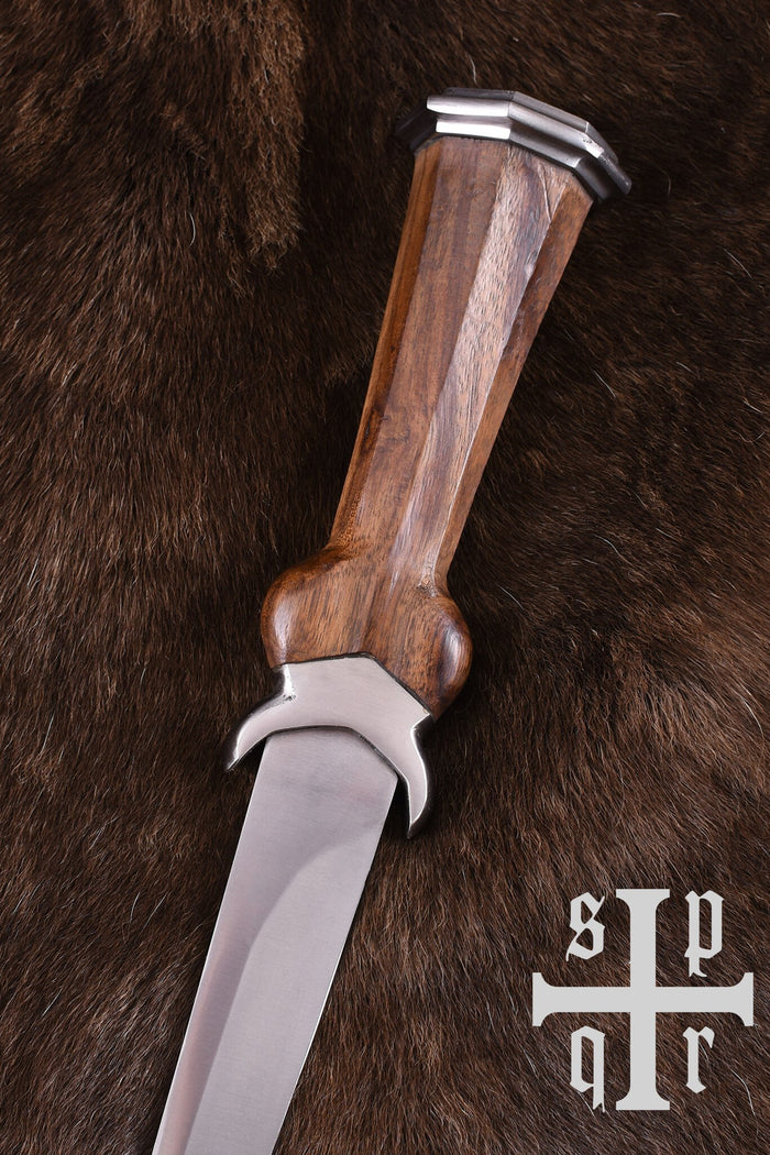 German bollock dagger 15th century, semi-sharp
