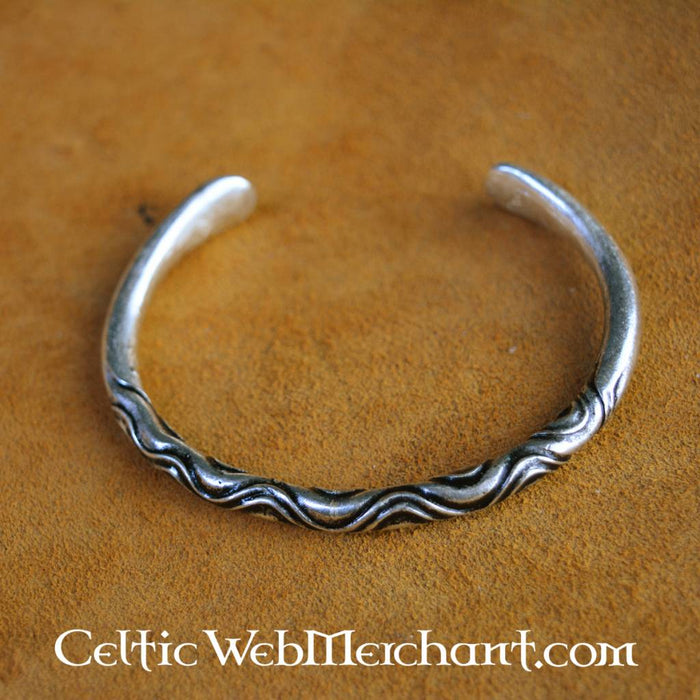 Viking 'hack armband', silvered bronze