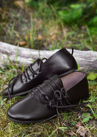 Lace-up shoes, medieval, brown