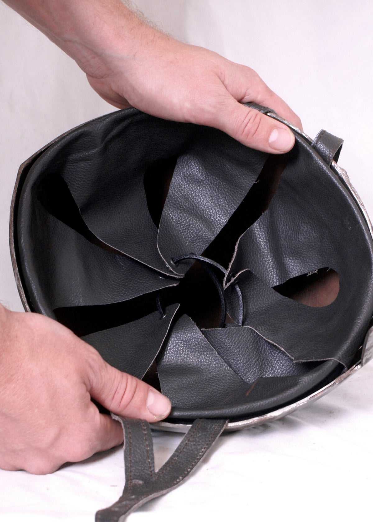 Leather helmet inlay