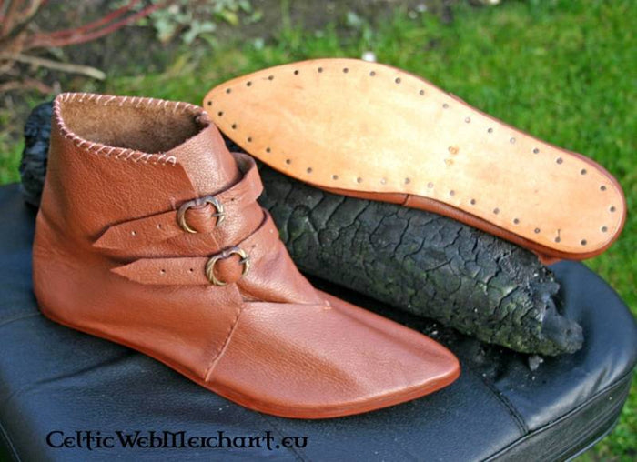 Medieval shoes, 1200–1400, brown