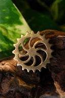 Romeinse schijffibula zonnewiel, brons