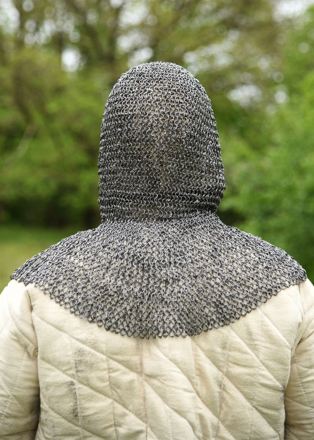 Chainmail coif with triangular ventail, round rings riveted, 8 mm