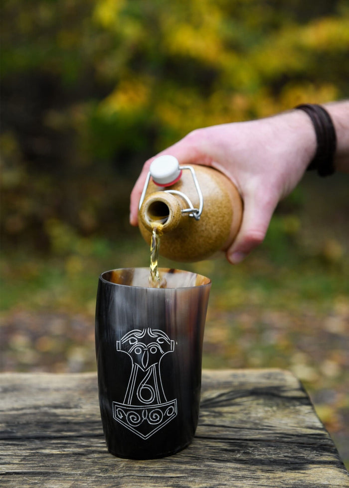 Horn drinking cup Mjolnir, 100-200 ml