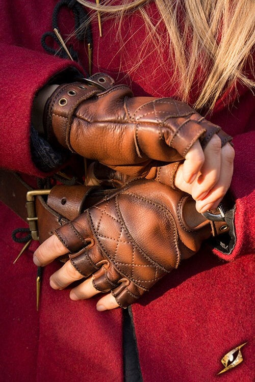 Leather fingerless gloves, brown