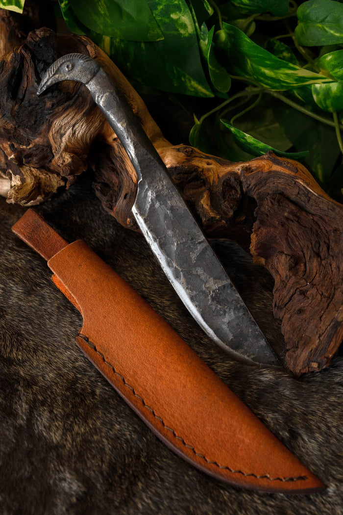 Hand forged knife Jorik, semi-sharp