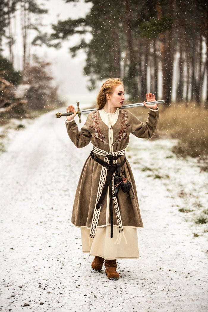 Viking kaftan Skadi, sand, wool blend