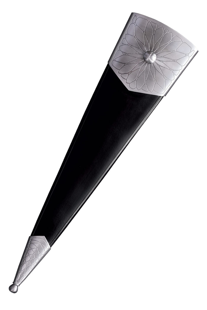 Cinqueda, sharp