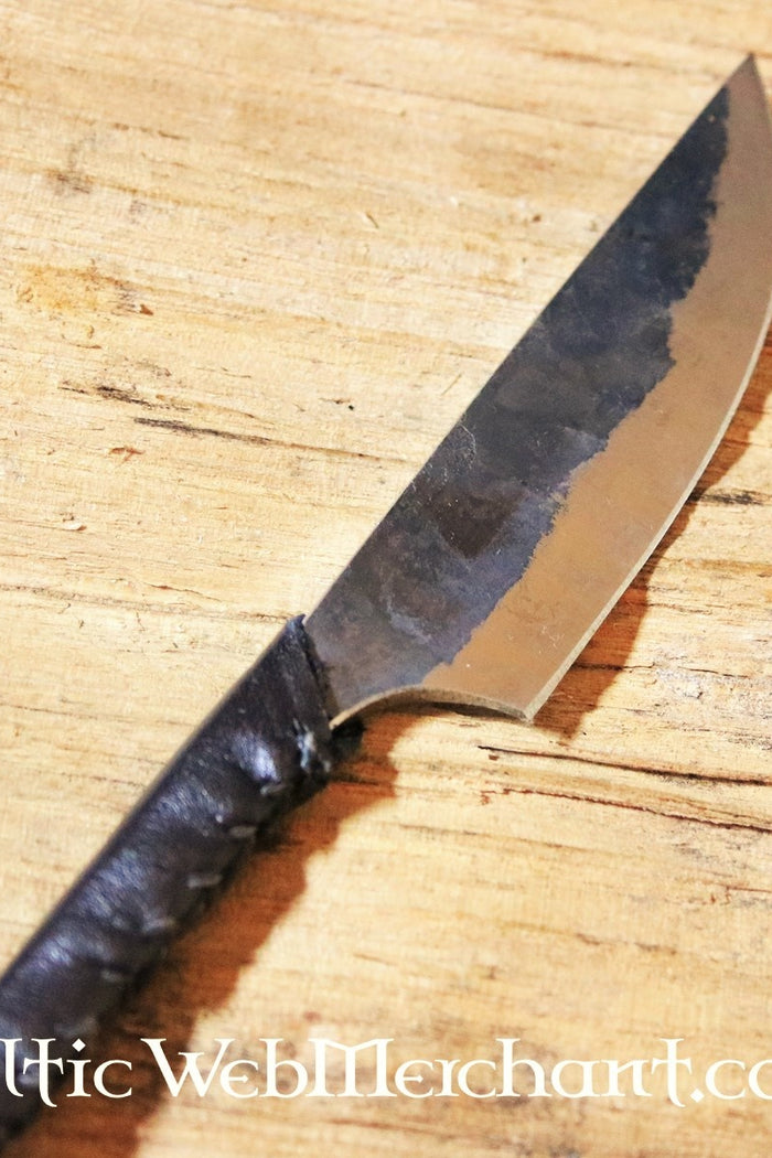 Celtic utility knife Vix, semi-sharp