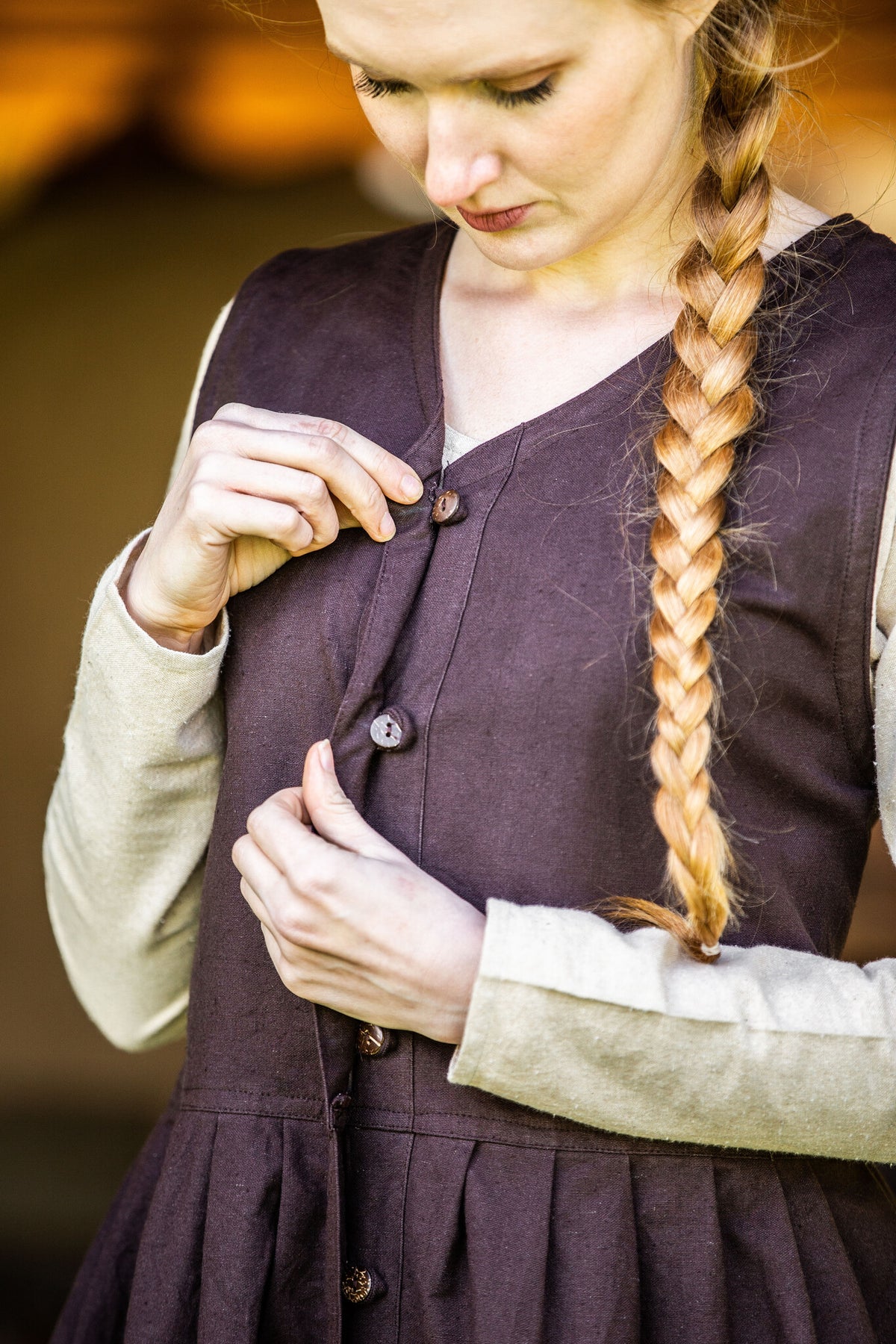 Kirtle Alice, brown