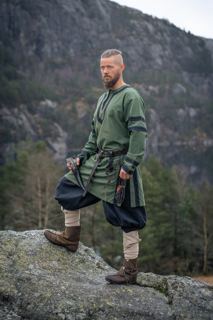 Frankish tunic Clovis, green