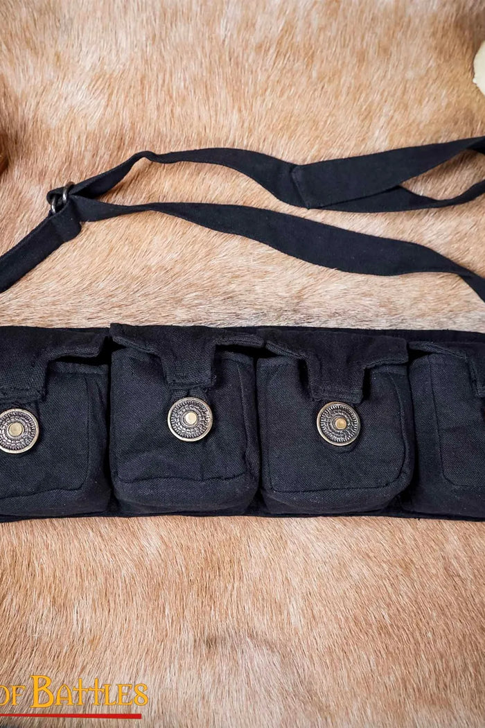 Adventurer bag Eldric, black