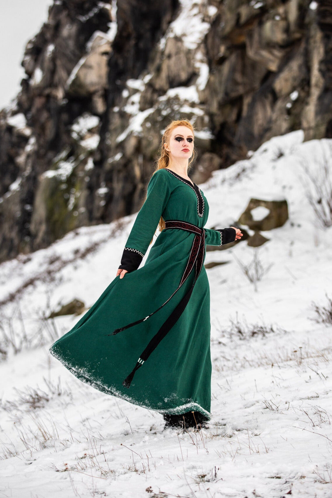 Viking dress Heidrun, green