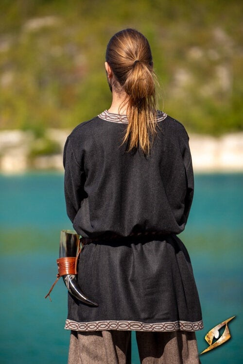 Viking tunic Hilmar, herringbone, black, wool blend