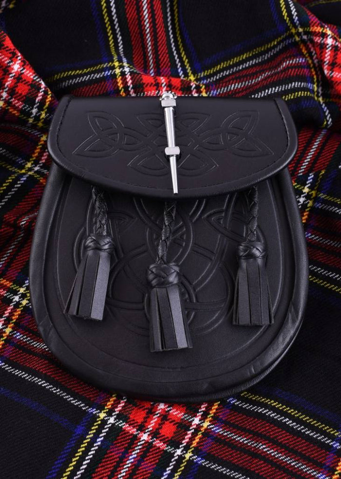 Sporran with Celtic motif, black