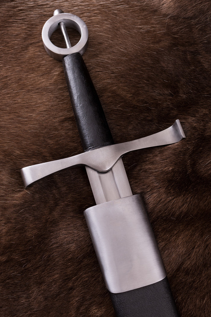 Irish sword with ring pommel, semi-sharp