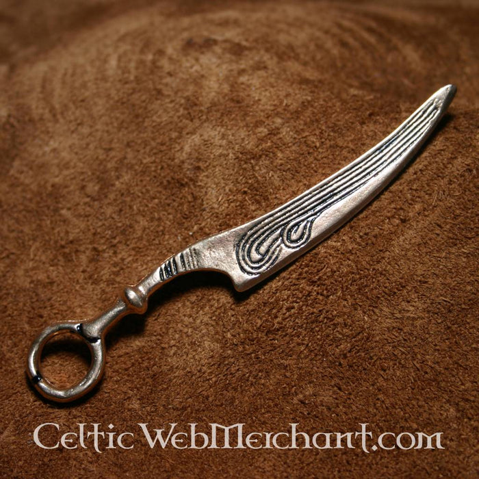 Bronze age woman knife, semi-sharp