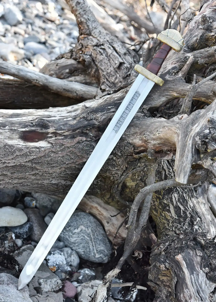 Rusvik Viking sword Petersen E1 Gnezdovo, semi-sharp
