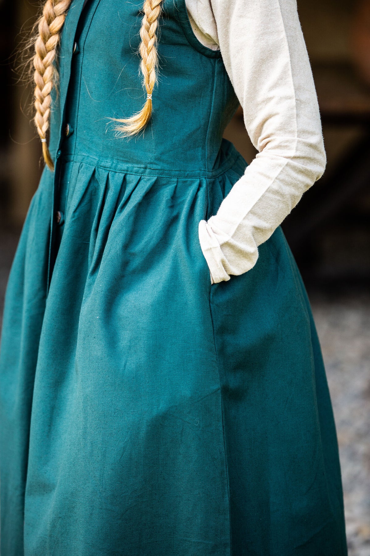 Kirtle Alice, green