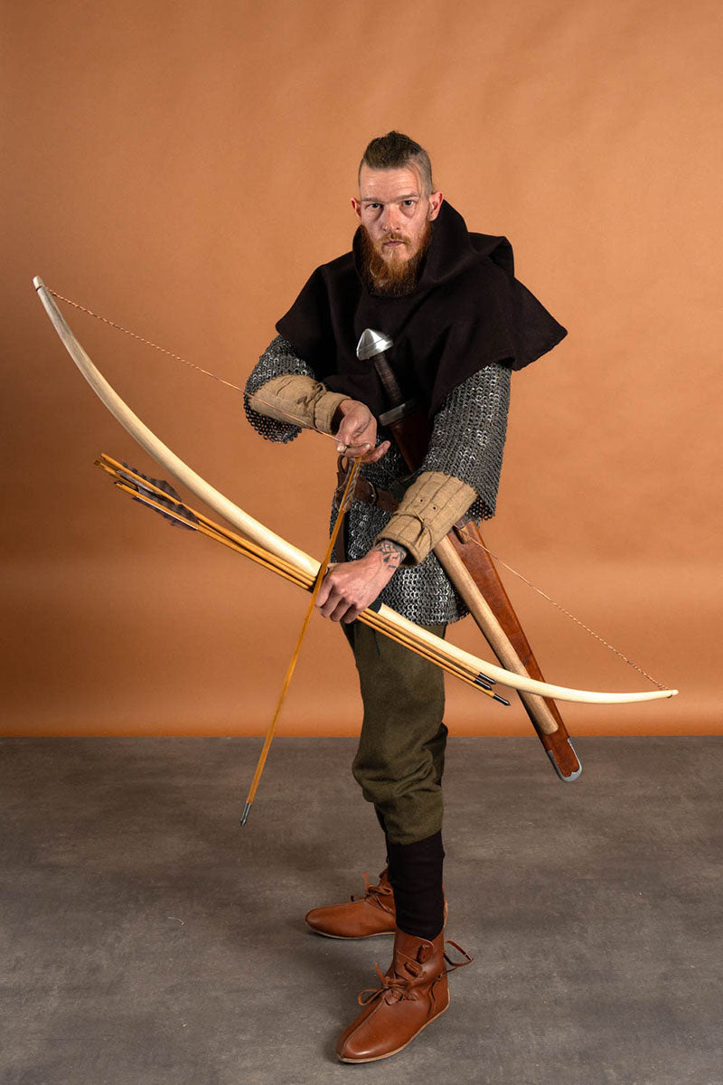 Marksman bow 70" (178 cm) light brown, 40 lbs