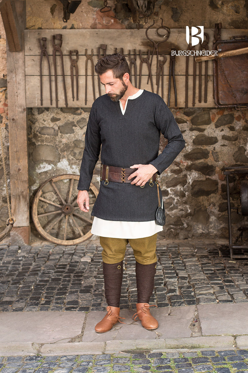 Fiskbensmönstrad tunika Tyr, svart, ullmix