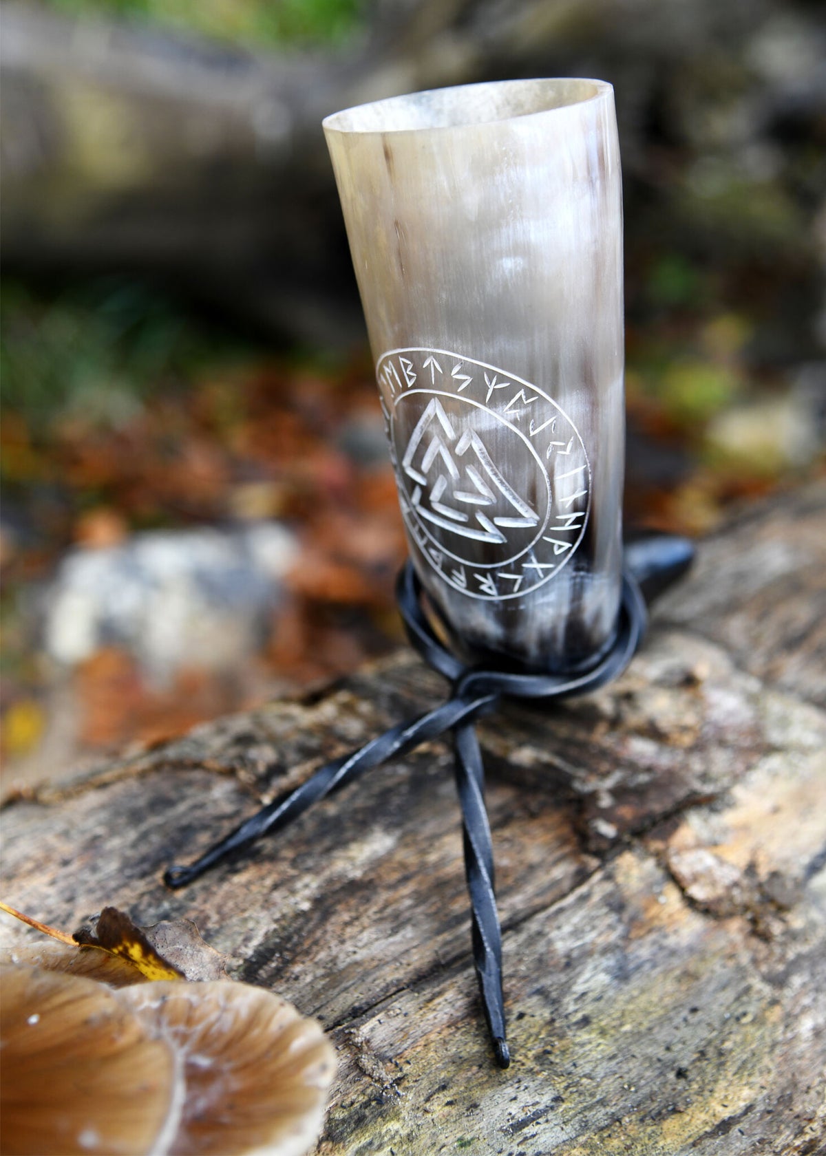Drinking horn Valknut, 200-300 ml