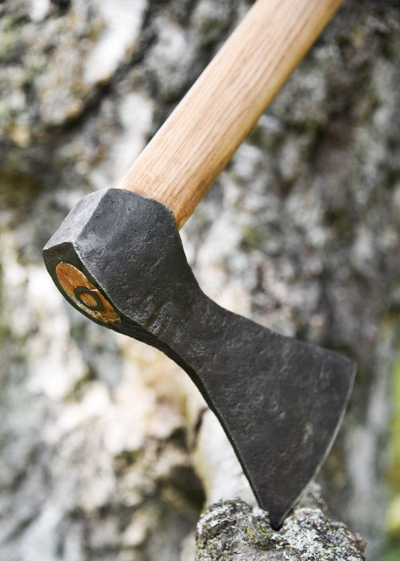Hacha vikinga de acero forjado a mano, tipo A, semi-afilada