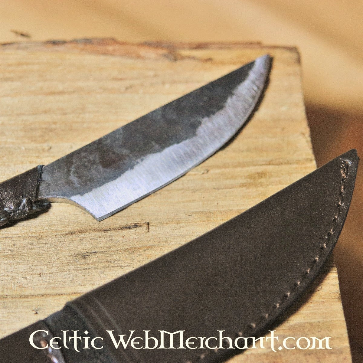 Celtic utility knife Vix, semi-sharp