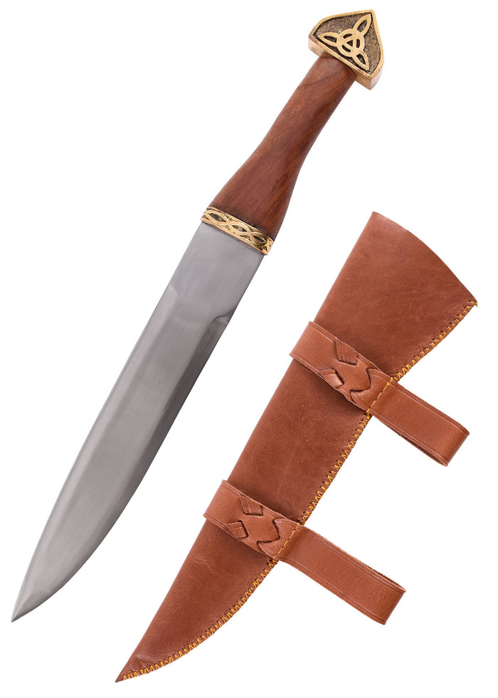 Triquetra seax with wooden handle, semi-sharp