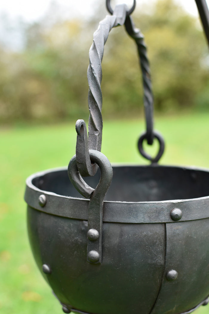Early-medieval cauldron 2.5 litre