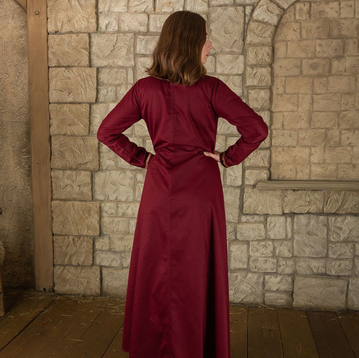Medieval dress Heloise, red