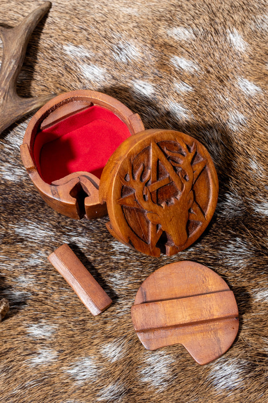 Jewellery box stag and pentagram, wood