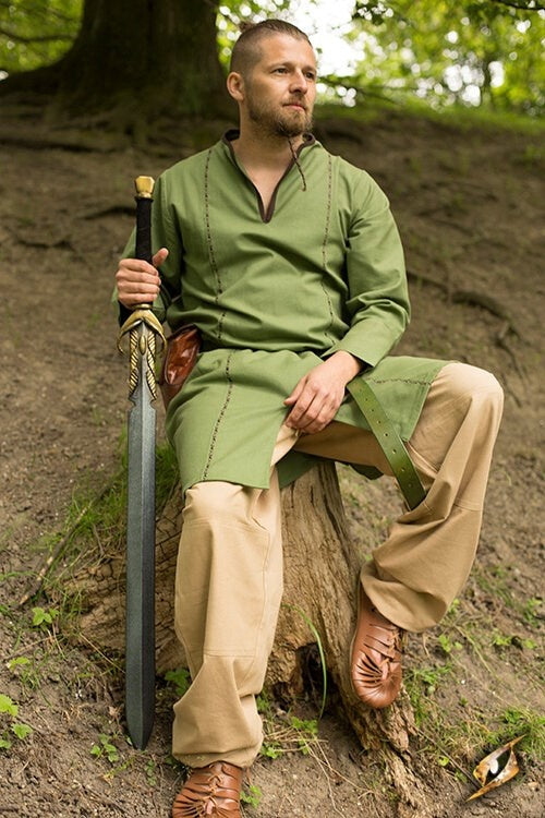 Elven tunic green