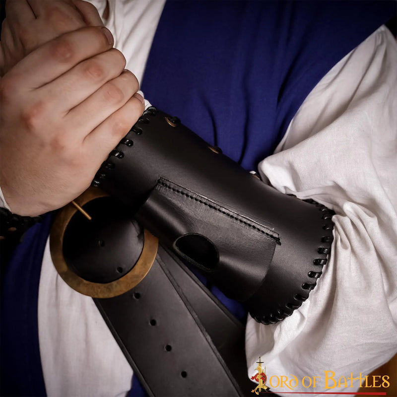 Bracciale in pelle con porta-coltello, nero